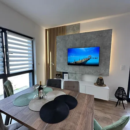 Szkolna 2 With 54 M2 Daire *