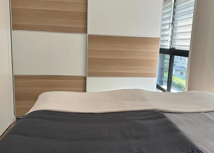 Szkolna 2 With 54 M2 Apartmán