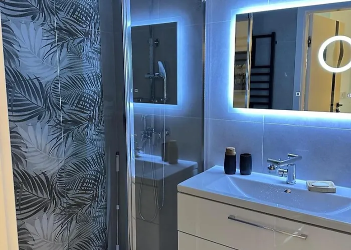 Szkolna 2 With 54 M2 * Zabrze